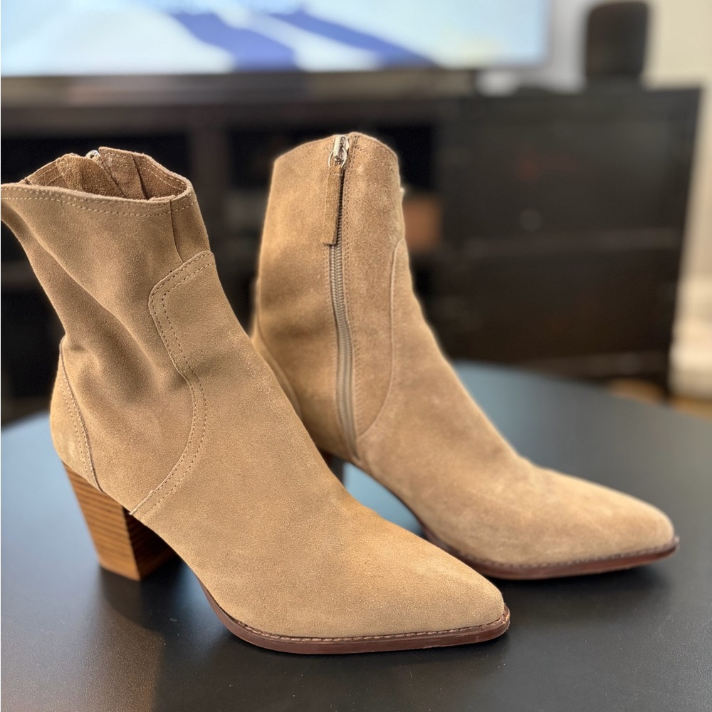Zara Beige Suede Heeled Boots